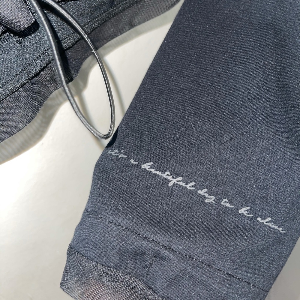 Gymshark X Whitney Simmons- Black Cropped Hoodie
